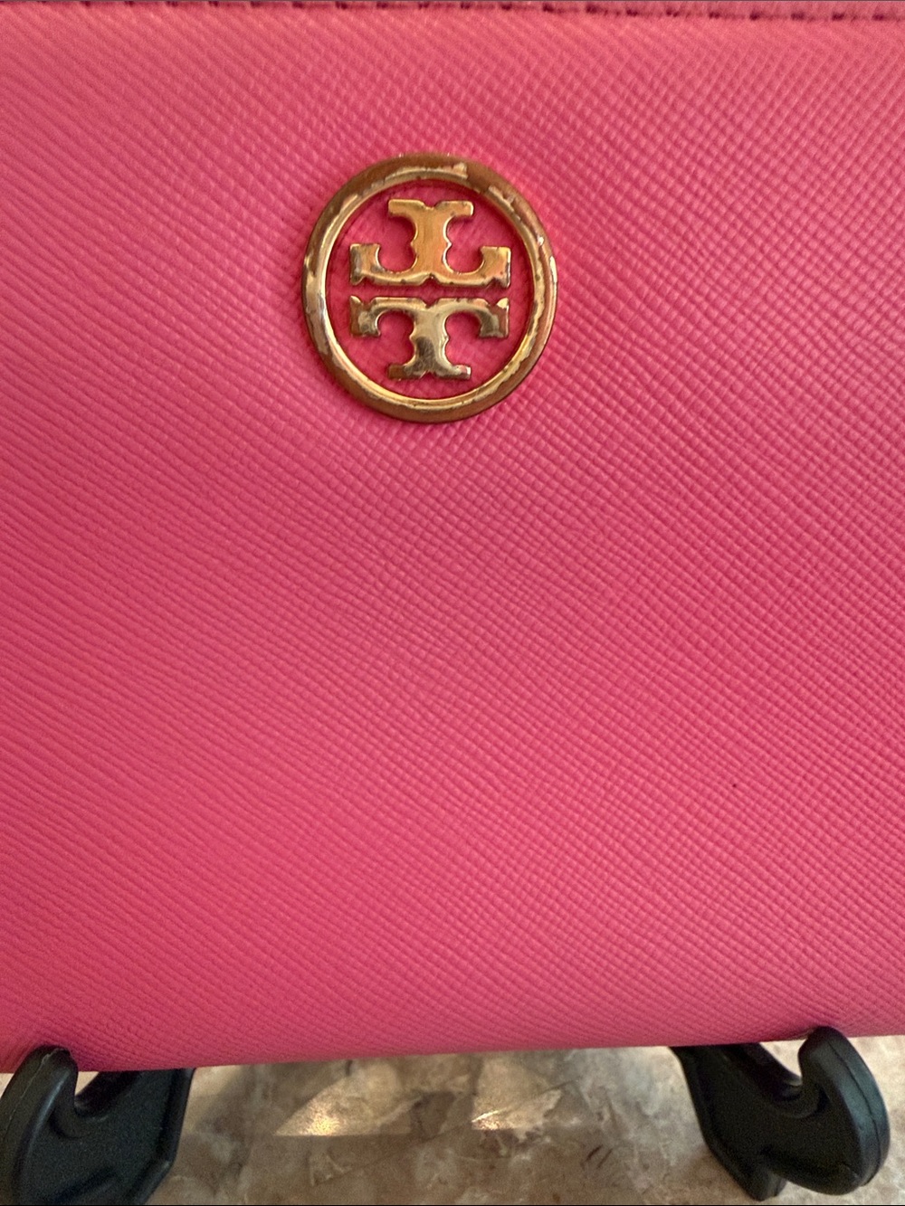 Tory Burch Hot Pink Saffiano Leather Wallet with Gold Logo. GUC - Picture 2 of 16